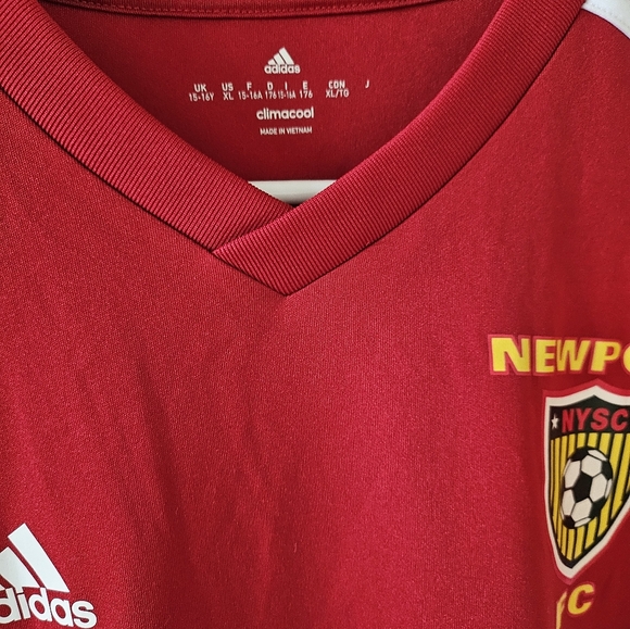 Adidas - Picture 3 of 3